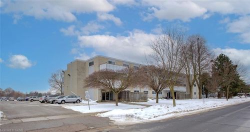 {{alt}} | Card Image