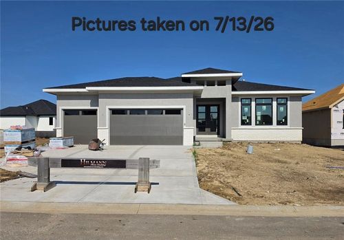 11235 S Gleason Rd, Olathe, KS, 66061 | Card Image
