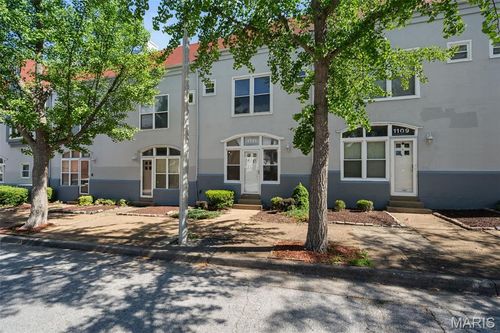 1111 Biddle St, Saint Louis, MO, 63106-3831 | Card Image