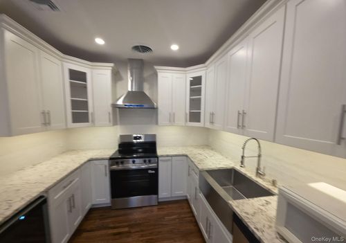 201 Brookside Ave, Roosevelt, NY, 11575-1939 | Card Image