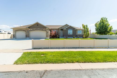 614 E Sleigh Ride Ln, Grantsville, UT, 84029-5541 | Card Image
