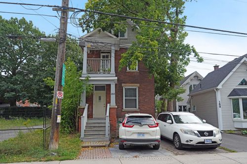 166 5th Ave, Ottawa, ON, K1S2M9 | Card Image