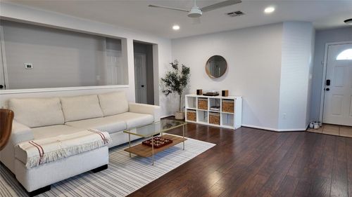 102 Kendall Cv, Elgin, TX, 78621-5825 | Card Image