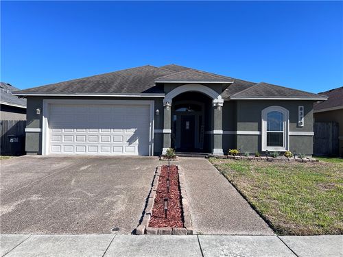 8318 Excalibur Rd, Corpus Christi, TX, 78414-6001 | Card Image