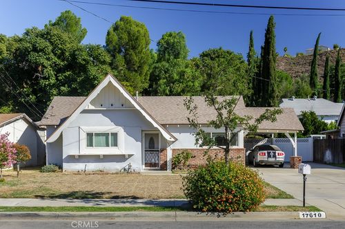 17610 Scherzinger Ln, Canyon Country, CA, 91387-1646 | Card Image
