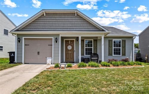5967 Odenton Ln, Pfafftown, NC, 27040-9815 | Card Image