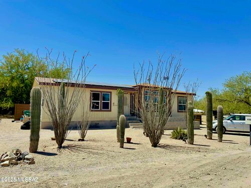 9301 W Bruce St, Tucson, AZ, 85735-1719 | Card Image
