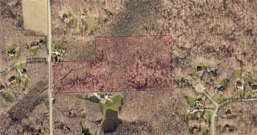 16677 Messenger Rd, Chagrin Falls, OH, 44023-9300 | Card Image