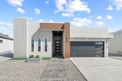 13340 Emerald Glass Dr, Horizon City, TX, 79928-6626 | Card Image