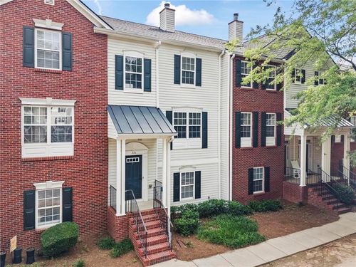 216 Village Square Dr, Woodstock, GA, 30188-7032 | Card Image