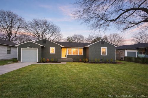 4907 Boston Pl, Tulsa, OK, 74105-4605 | Card Image