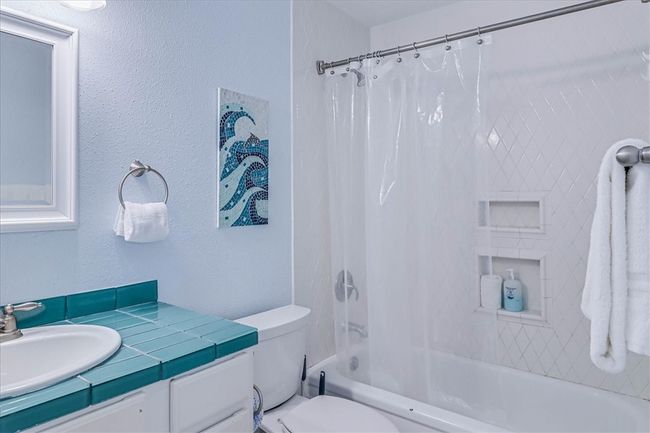 APT-229 - 4901 State Highway 361, Condo with 2 bedrooms, 2 bathrooms and null parking in Port Aransas TX | Image 25