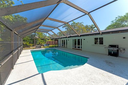 17554 Sw 85th Ave, Palmetto Bay, FL, 33157-6060 | Card Image