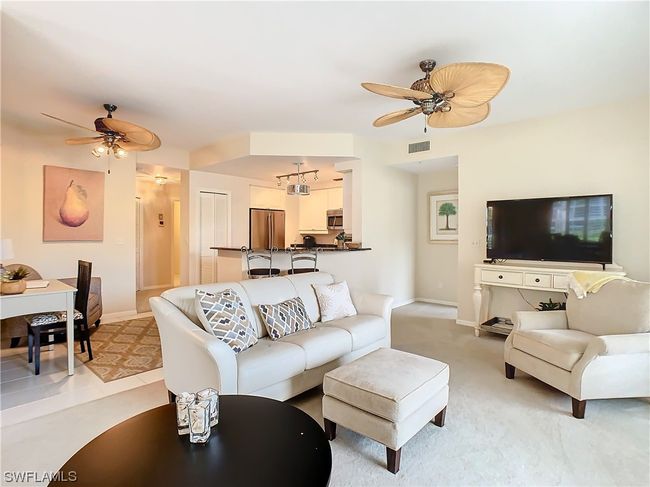 APT-104 - 1190 Egrets Walk Cir, Condo with 2 bedrooms, 2 bathrooms and null parking in NAPLES FL | Image 8