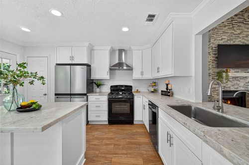 5323 Windsong Trl, Houston, TX, 77084-5911 | Card Image