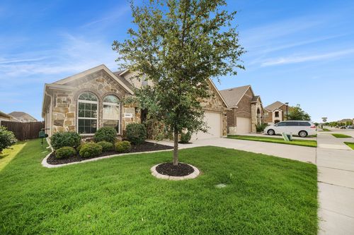 2104 Lake Pine Dr, Little Elm, TX, 75068-8600 | Card Image
