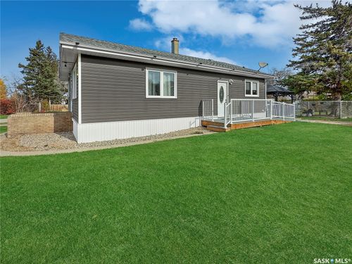 297 Boundary Avenue S, Fort Qu'appelle, SK, S0G1S0 | Card Image