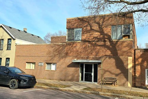 209 S Minnesota St, New Ulm, MN, 56073-2158 | Card Image