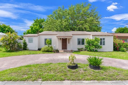 2126 Washington St, Hollywood, FL, 33020-5961 | Card Image