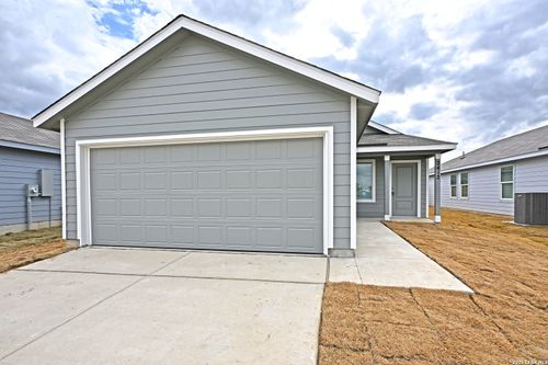 2412 Shady Grv, New Braunfels, TX, 78130-0675 | Card Image