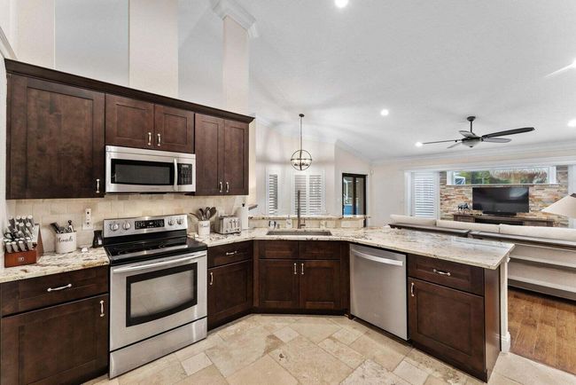 3726 185 Th Trl, House other with 4 bedrooms, 2 bathrooms and null parking in Loxahatchee FL | Image 15