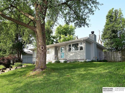306 N Stark St, Bennington, NE, 68007-5124 | Card Image