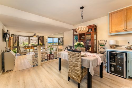 apt-1-501 Hahaione St, Honolulu, HI, 96825-1425 | Card Image