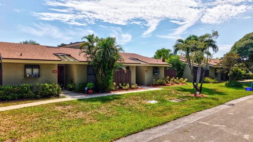 204 Meadows Dr, Boynton Beach, FL, 33436-9140 | Card Image
