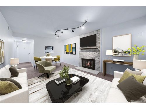 a1-9727 E Peakview Ave, Englewood, CO, 80111-5552 | Card Image