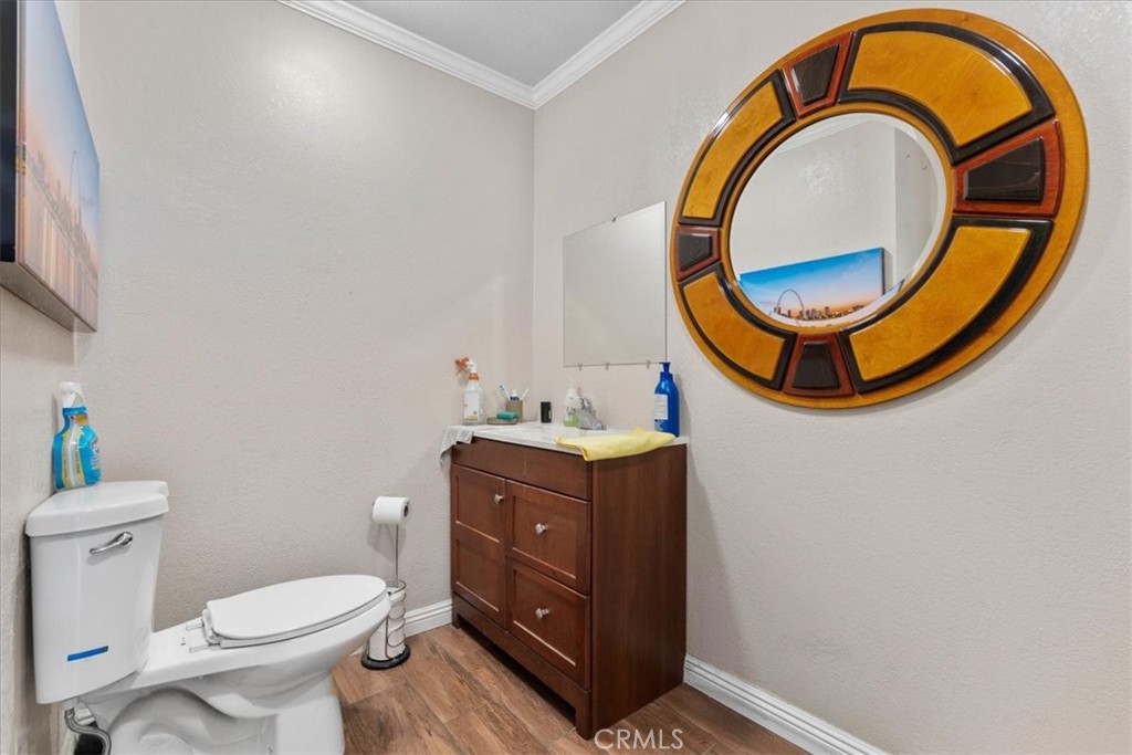 Commercial Sale in Rialto 5