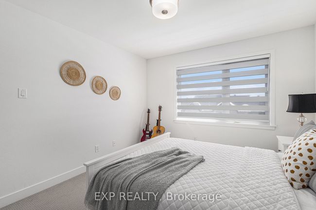 562 Tahoe Hts, House attached with 2 bedrooms, 3 bathrooms and 2 parking in Gloucester ON | Image 16
