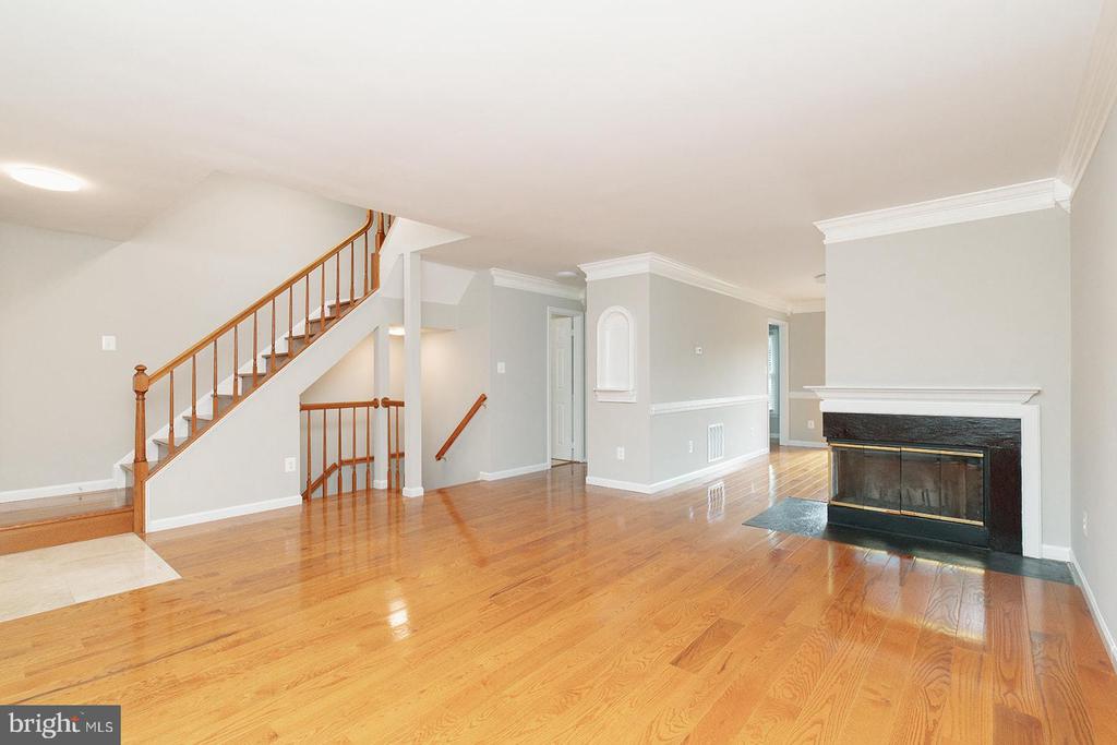 Residential in CENTREVILLE 5