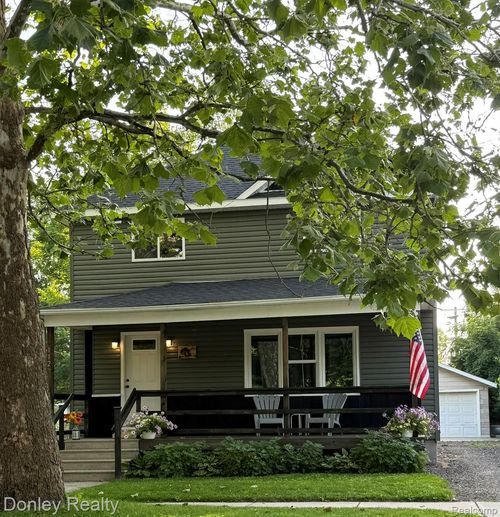112 Alexander St, Caro, MI, 48723-1903 | Card Image