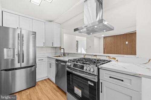 102-2103 Walsh View Ter, SILVER SPRING, MD, 20902-5226 | Card Image