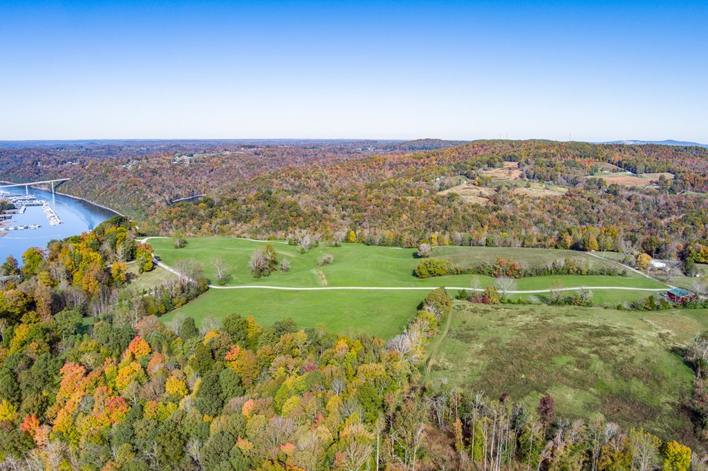 Land in Byrdstown 4