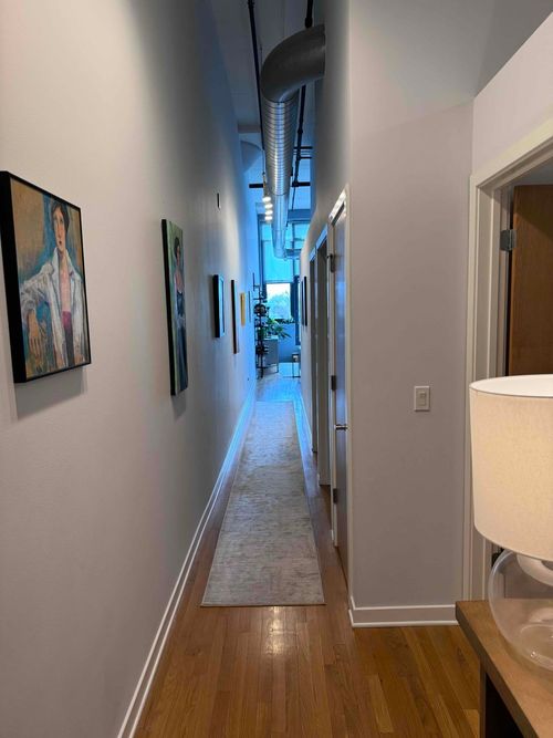 apt-207-1224 Van Buren St, Chicago, IL, 60607-2804 | Card Image
