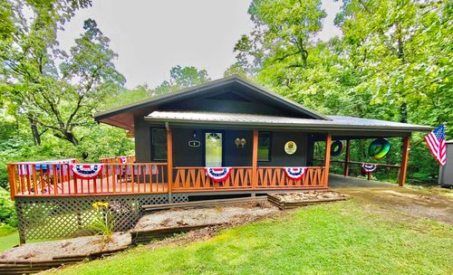 8 Enid Cir, Cherokee Village, AR, 72529-7016 | Card Image