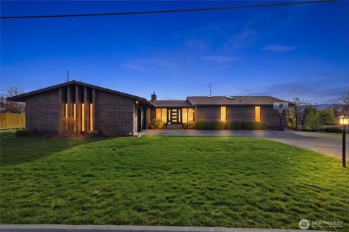 1319 Barleen Dr, Walla Walla, WA, 99362-9233 | Card Image