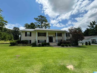 1657 Shannon Road, House other with 4 bedrooms, 3 bathrooms and null parking in Bessemer AL | Image 1