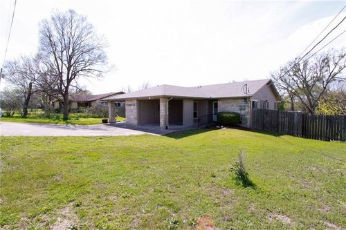 a-12902 Old San Antonio Rd, Manchaca, TX, 78652-6890 | Card Image
