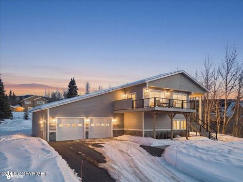 11371 Cobra St, Anchorage, AK, 99507-6333 | Card Image