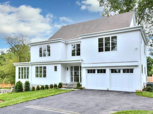 2 Webb Rd, Westport, CT, 06880-3727 | Card Image