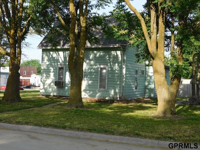 1008 Elm St, House other with 3 bedrooms, 1 bathrooms and 1 parking in Seward NE | Image 4