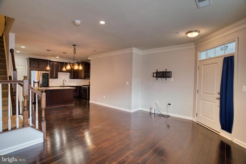 Residential Lease in ASHBURN 4