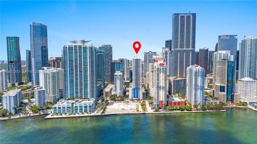 ph-4218-1200 Brickell Bay Dr, Miami, FL, 33131-3278 | Card Image