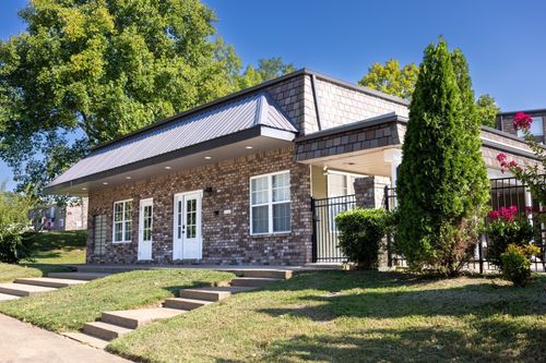 apt-e4-311 Hawkins Rd, Clarksville, TN, 37040-4350 | Card Image