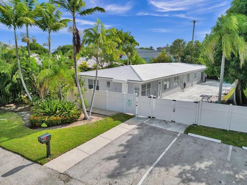 4422 Seagrape Dr, Lauderdale By The Sea, FL, 33308-4417 | Card Image