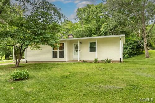250 Sunset Dr, Ballwin, MO, 63011-3150 | Card Image
