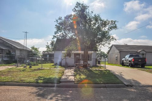 714 Elm Street, Plainview, TX, 79072 | Card Image