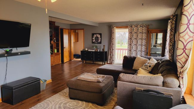 3100 380 Th St, House other with 5 bedrooms, 2 bathrooms and null parking in Cottonwood MN | Image 8